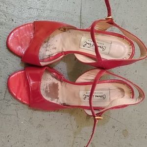Comme IL Faut Argentine Tango Size 37 Patent Red